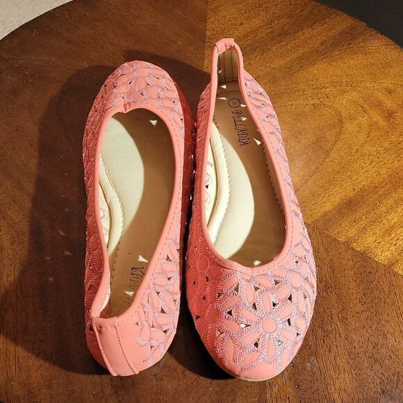 BELLADIA FLORAL PATTERN DESIGN WOMEN"S BALLET  ROUND TOE FLAT SHOE - Picture 12 of 14